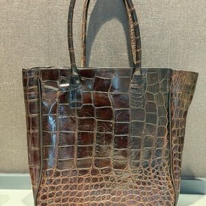 Elegant Brown Crocodile-Embossed Tote Bag